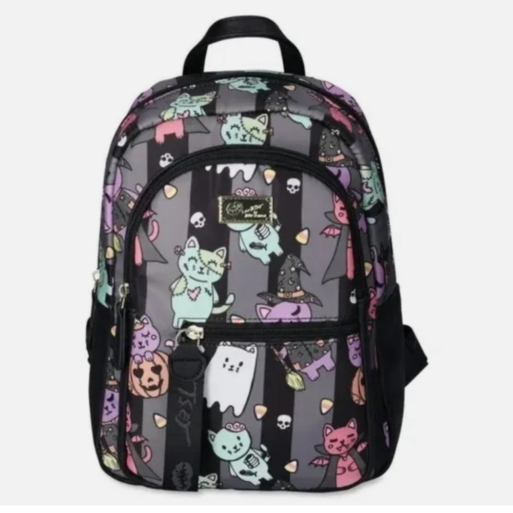 NWOT Betsey Johnson backpack